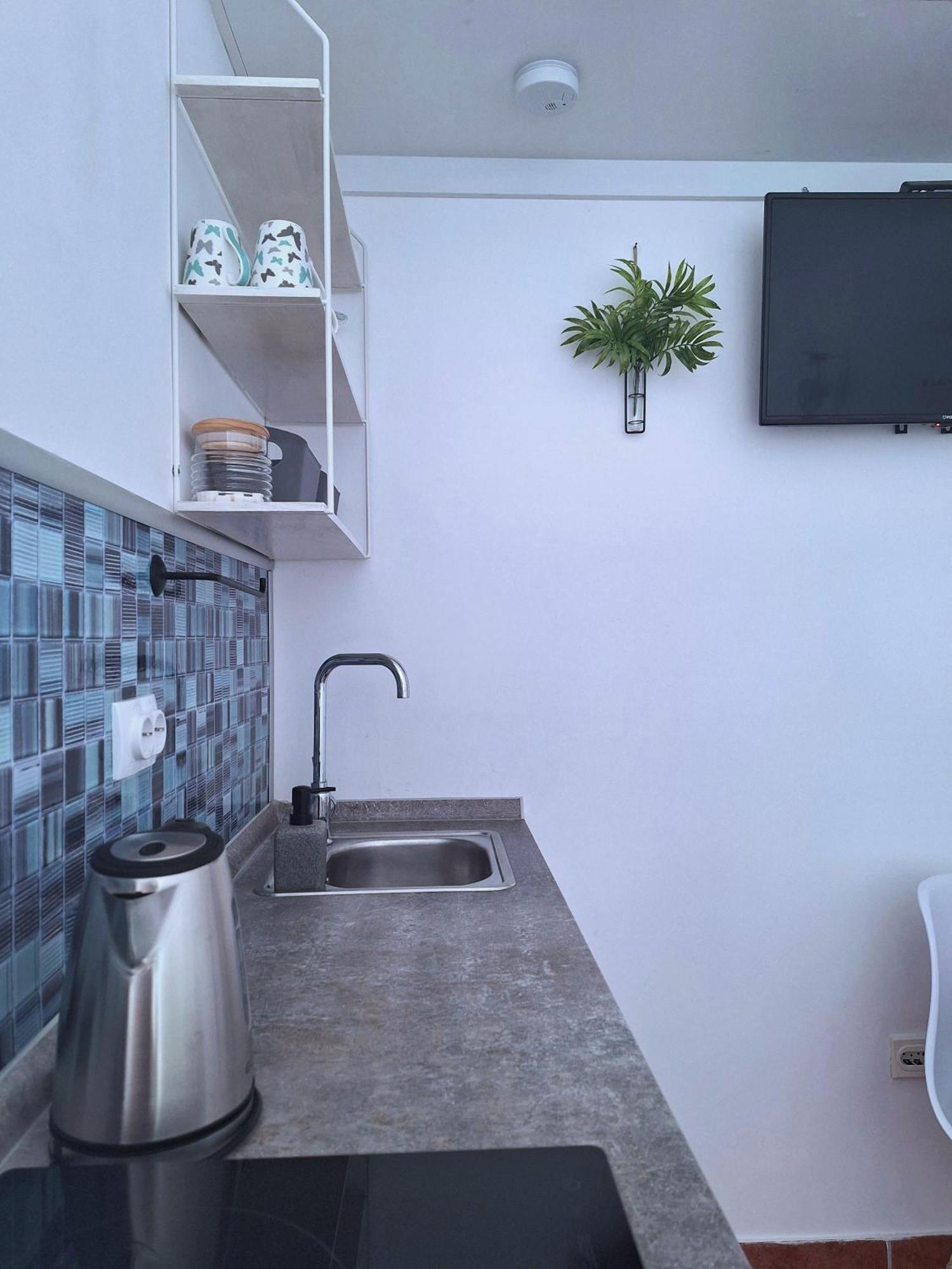 Adriabay Studio Tivat Habitación foto